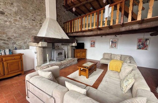Wood Lodge - Sleeps10 - Skiing - Thermal Baths