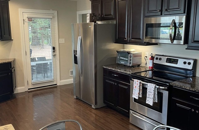 Work + Play at North Hills | Relax, Shop, & Dine