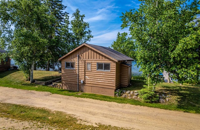WRC 2 Lake front, sandy beach, clear waters, great fishing