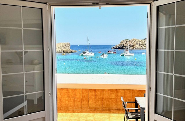 Write us! LastMinute 26Sep to 23 Oct 66%Dto. Touch the sea house on the beach!
