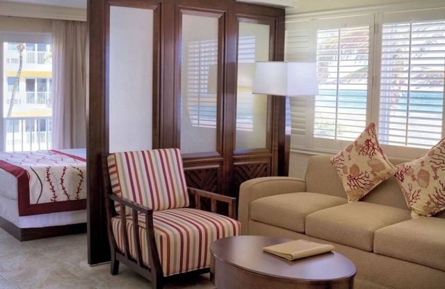 Wyndham Sea Gardens Cozy 2br condo with AC, fitness room in Pompano Beach Slps 6