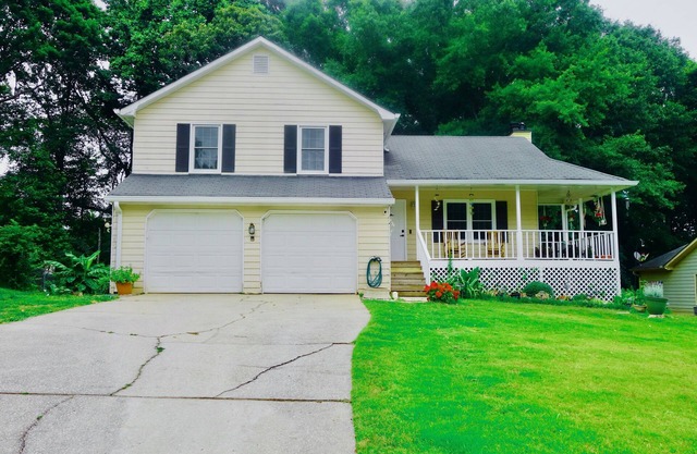 Yavonne's House, a cozy space designed with your comfort in mind.