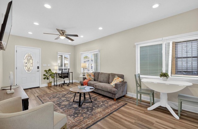 Ybor Bungalow, Pet Friendly