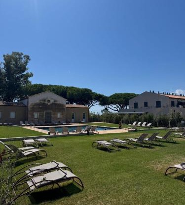 YCH-Ovile Country Home