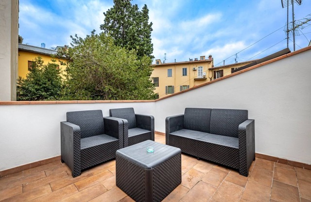 YID Donatello con terrazzo