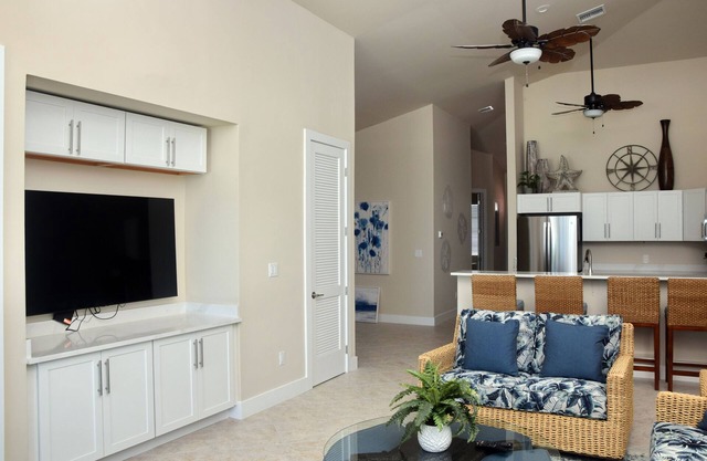 You'll LOVE this condo, our beach & crystal clear ocean!