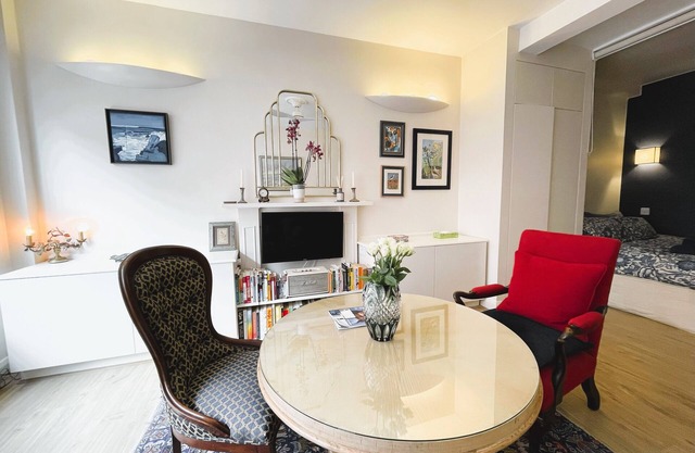 Your Central London Home Base