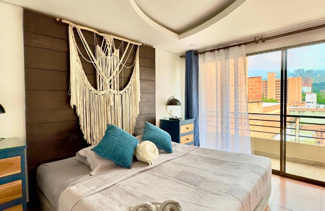 "Your home away from home" The Yellow corner, with private Jacuzzi.