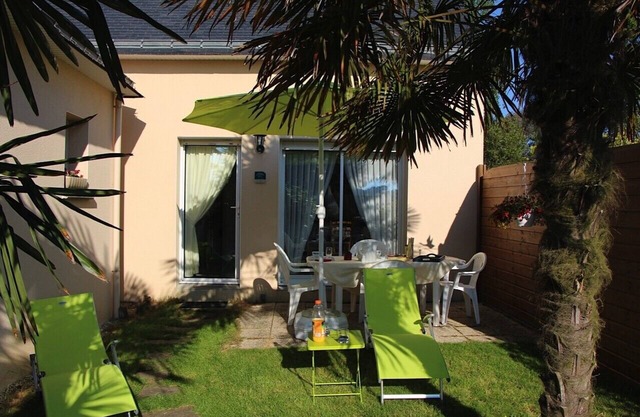 Your house loan of the sea. Beautiful decoration.