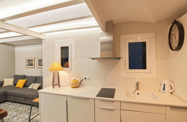 Your perfect getaway in Barcelona next to Sagrada Familia!