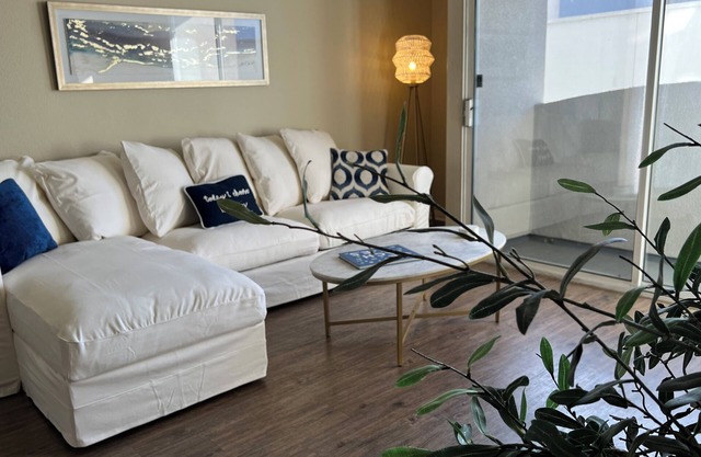 Your Private Oasis in the Hub of Marina del Rey