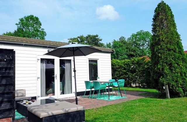 Your tropical resort by the sea