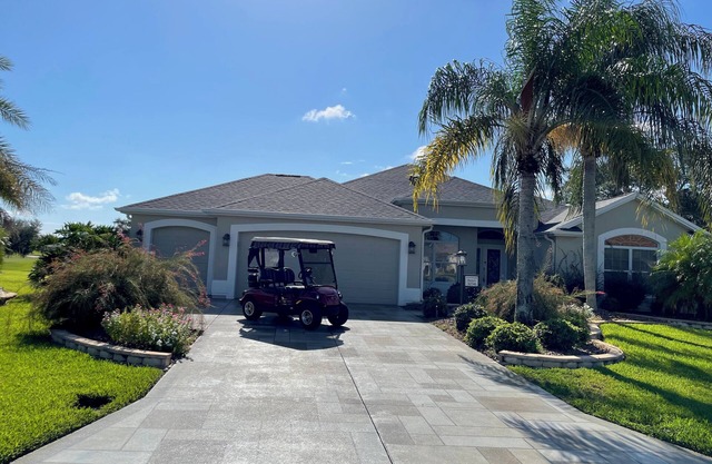 Your Villages getaway! Come play & soak up the perfect Villages lifestyle.