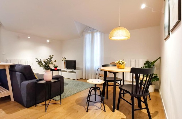Zarautz Bella Suite by Aston Rentals