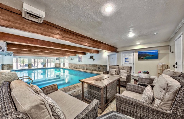 Zephyr Cov 5BR4BA -Pool,Spa,Steam Rm,5 Min 2 Ski