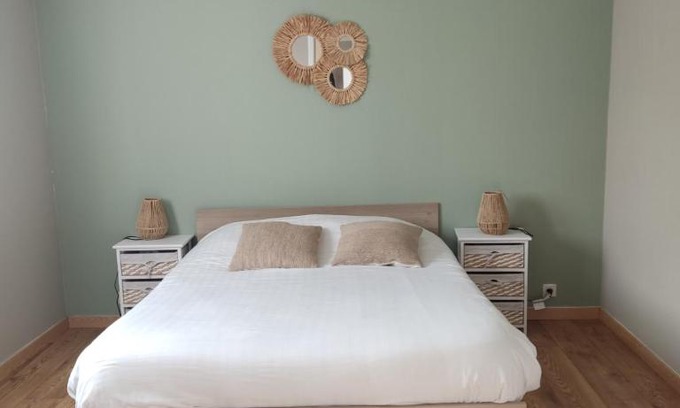 Roz-sur-Couesnon House | à l'air du Mont