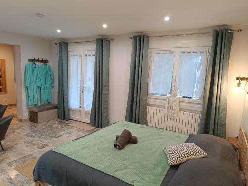 Aurons House | Écrin de nature sous les pins