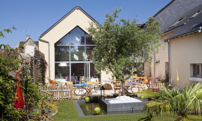 Oucques Hotel | Ô en Couleur