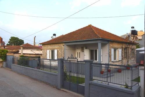 Katochi Apartment | Πέτρινη μονοκατοικία