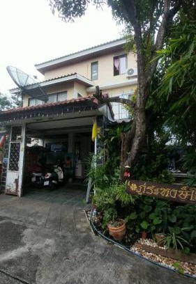 Khlong Thanon House | ที่พักนักเดินทาง ภู่ระหงษ์