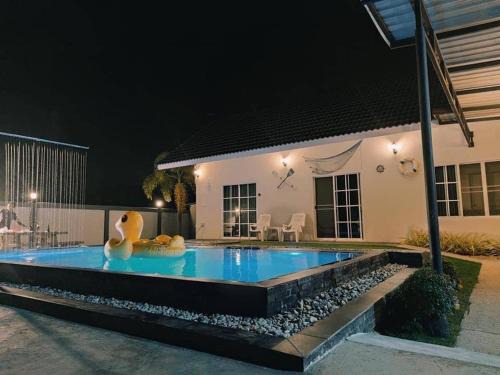 Sattahip Villa | บ้านพูลโต พูลวิลล่า ที่พักบางเสร่ - สัตหีบ