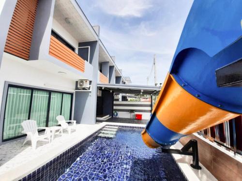 Hua Hin House | บ้านสไลเดอร์ พูลวิลล่า หัวหิน 4 ห้องนอน ปาร์ตี้ดังได้