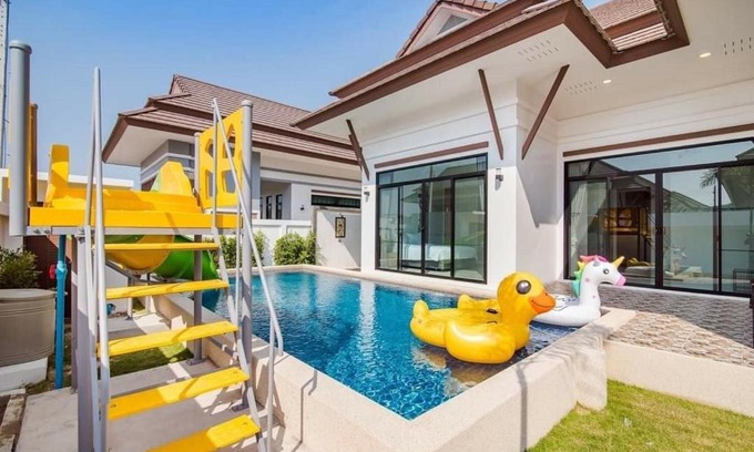 Hua Hin Resort | บ้านอิ่มสุข พลูวิลล่า ชะอำ