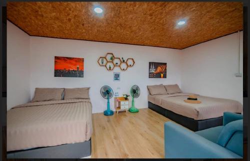Pong Yaeng House | ภูแสงไฟ โฮมสเตย์