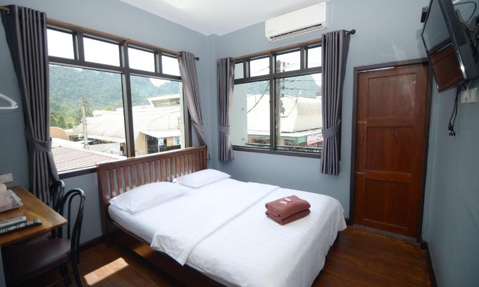 Tham Nam Phut Hotel | รัตนพงษ์ Rattanapong
