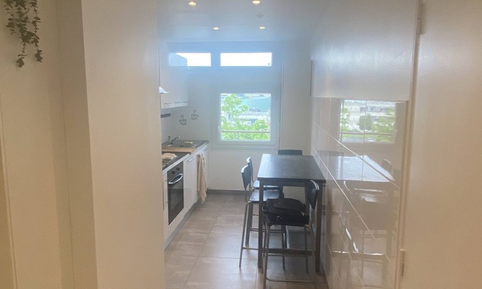 Villejean Apartment | ღ Longchamp - 4 rooms - Wifi - Metro 400m away