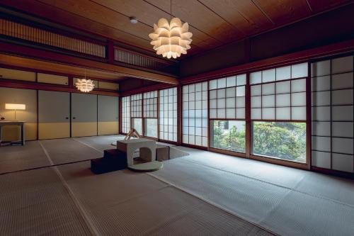 Nakatsugawa House | えなや中津川