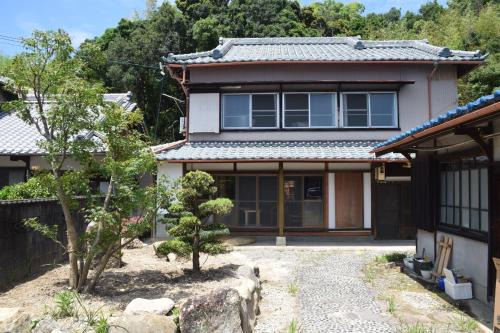 Shirahama House | ゲストハウス三軒家