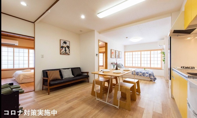 Taito Apartment | 上野秋葉原駅へ徒歩6分＃100平米の2LDK＃空港へ45分＃ Wi-Fiあり