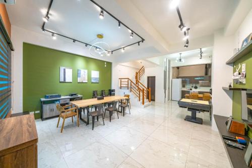 Wujie Apartment | 寵物友善-無門禁24小時進出-象日葵民宿-免費停車