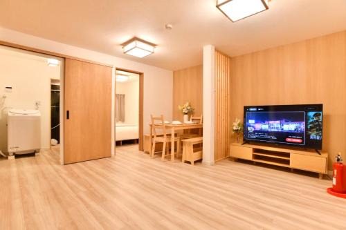 Higashinari Apartment | 森の花 錦 MoriNoHana Nishiki