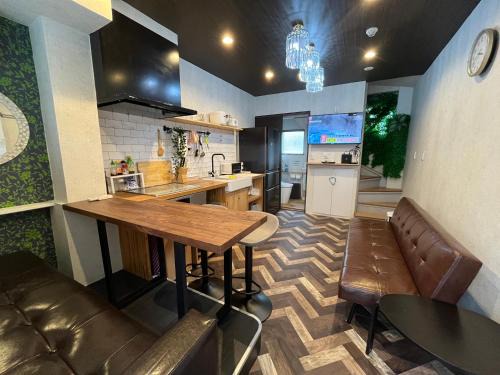 Nishiikebukuro Villa | 池袋C1出口徒歩5分 2LDK まるまる貸切 衛生設備充実
