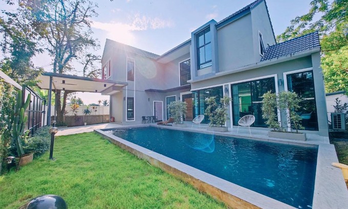 Chiang Mai Villa | 泳池私密轰趴别墅