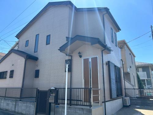 Fujisawa Villa | 近藤沢駅の新装リノベーション一軒家 3LDK、無料駐車場完備、最大7名様までご利用可能