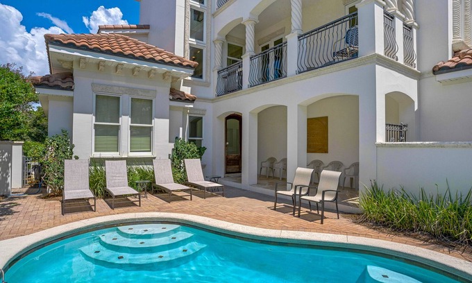 Avalon Beach Estates House | 0.1 Mi to Beach, Pool, Beach Views, Upscale Home, Chair Service, Grill, Tennis
