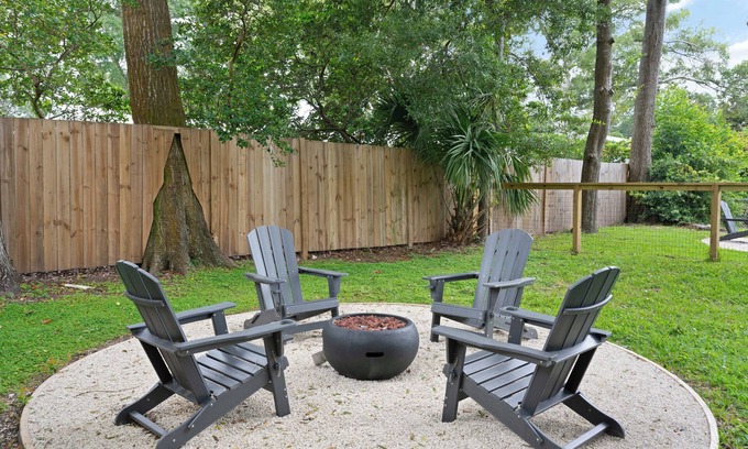Saint Simons Island House | 0.2 miles to the Beach! | New Retro Duplex | Sleeps 2