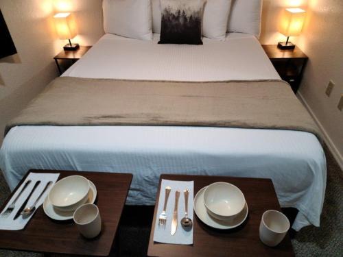 Valle Apartment | 069A The Grand Canyon Getaway Suite with Kitchenette Sleeps 4