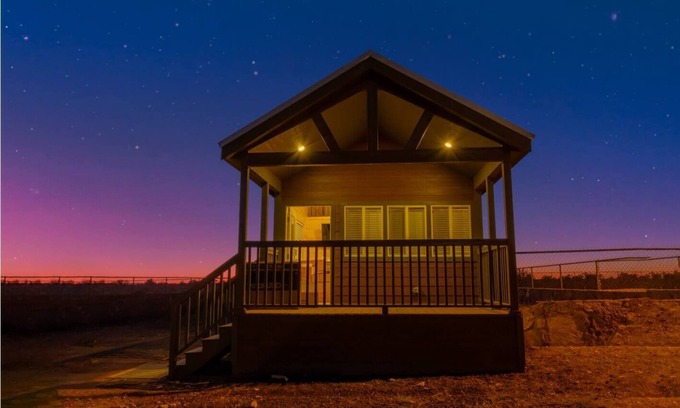 Valle Cottage | 079 Tiny Home near Grand Canyon South Rim Sleeps 8