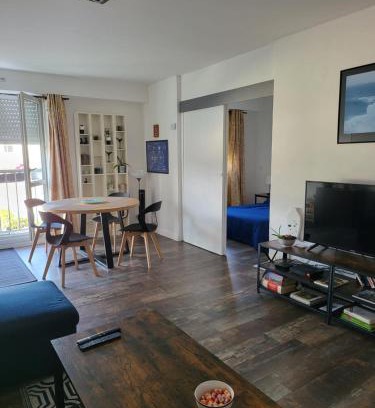 Quai de la Fosse Apartment | 09Launay Bouhier 09