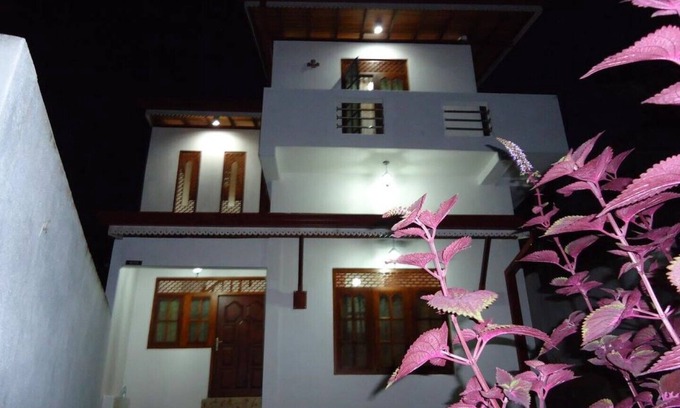 Malimbada House | 1 & 1 Private House.
