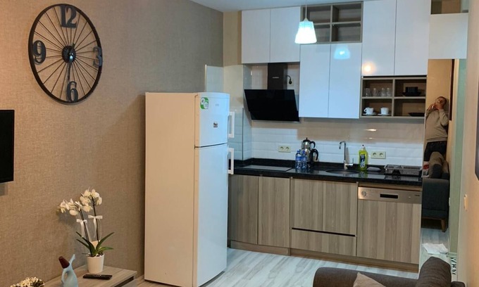 Kucukcekmece Apartment | 1+1 RESİDENCE OTEL. NEAR TO METROBUS