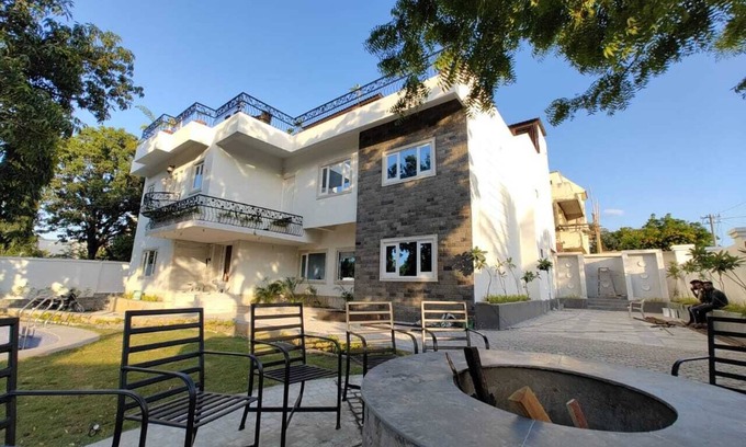 Udaipur District Villa | 1 Amiras - A Luxury Villa