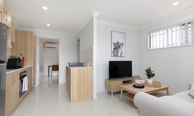 Rocklea Apartment | 1 Bdr Apt! GST Credits! Kitchen! Parking! 139F1