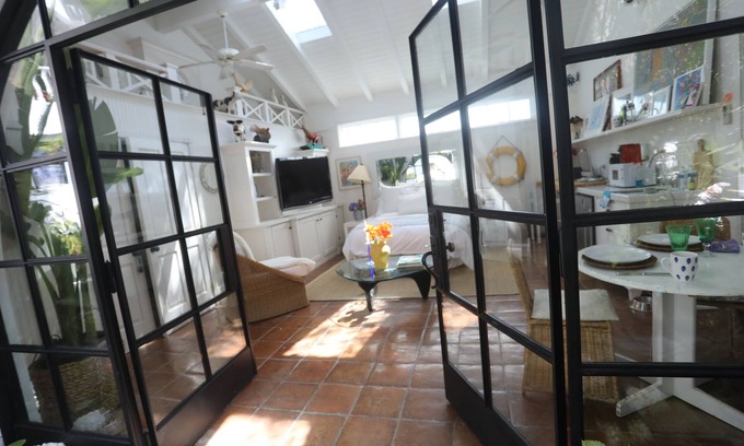 Brentwood House | 1 bdrm1 bath bungalow