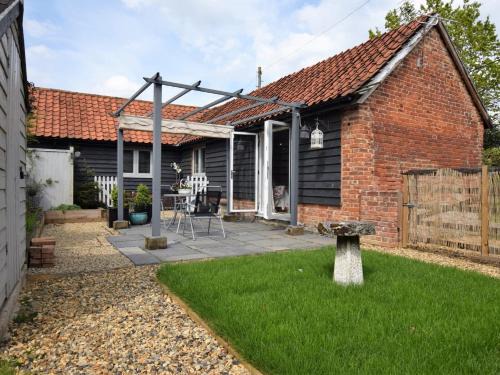 East Dereham House | 1 bed property in Mattishall 57021