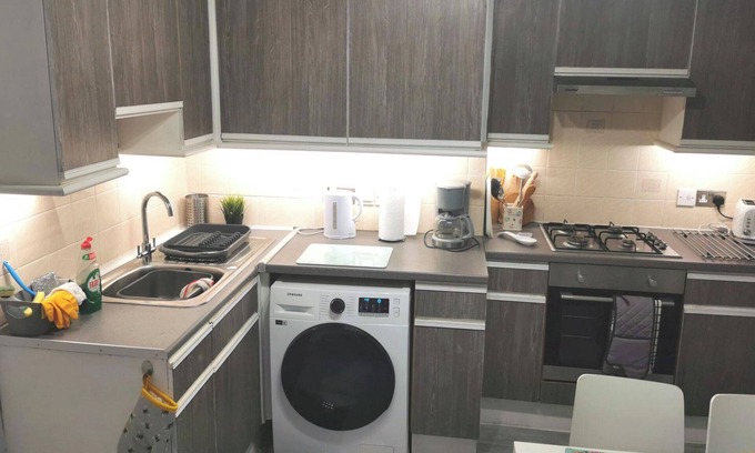 Dulwich Apartment | 1 Bed Victorian Flat Sleeps 4 - Garden & Patio